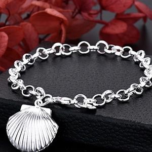 SILVER SEA SHELL CHAIN LINK CHARM BRACELET